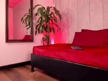 Chaturbate Free Porn Cam of lia_crystal