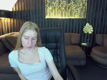 Chaturbate Private Sex Chat of alina__blonde