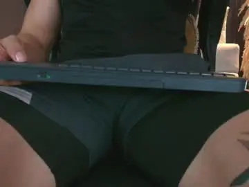 Chaturbate Sex Chat of camiloalvarezzz3