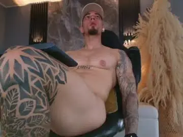 Chaturbate Sex Chat of camiloalvarezzz3