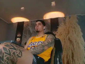 Chaturbate Free Porn Cam of camiloalvarezzz3