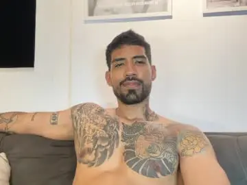Chaturbate Sex Cam of myke_esthetic