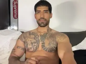 Chaturbate Sex Cam of myke_esthetic