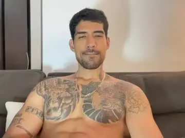 Chaturbate Live Porn of myke_esthetic