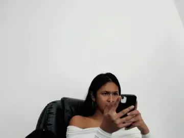 Chaturbate Live Sex Cam of sweet_selene14
