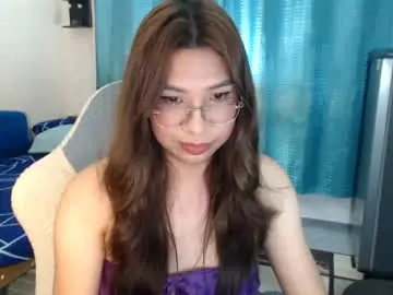 Chaturbate Live Sex Cam of urwetasianprincessxx