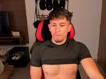 Chaturbate Live Sex Cam of aaronfox_