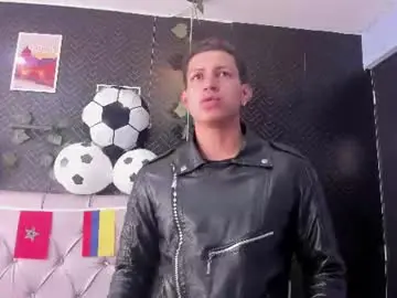 Chaturbate Live Sex Cam of azer_prince