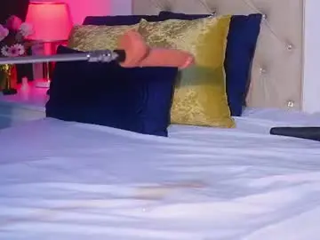 Chaturbate Sex Cam of caroline_adams_