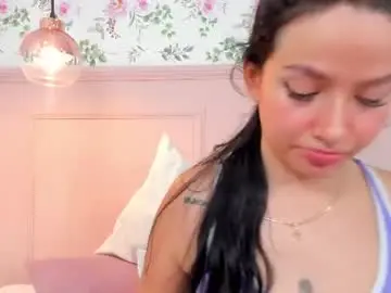 Chaturbate Live Sex Cam of emma_rose29