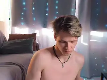 Chaturbate Live Sex Cam of jack_frozt