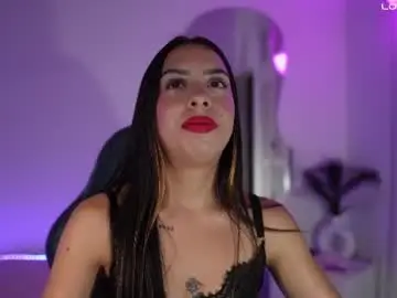 Chaturbate Live Sex Cam of lincy_rios