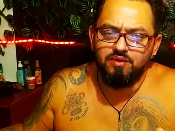 Chaturbate Live Sex of mr_wolf46