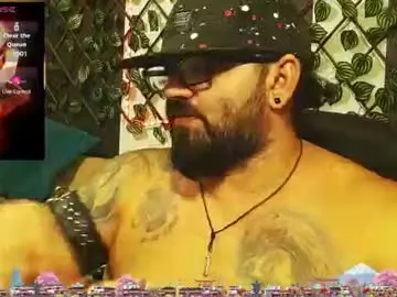 Chaturbate Live Sex of mr_wolf46
