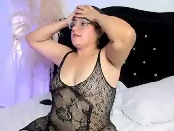 Chaturbate Live Sex of scarlett_velvet_1