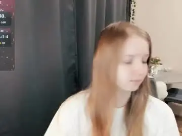 Chaturbate Live Sex Cam of alisha_ley
