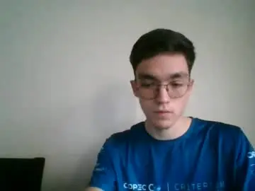 Chaturbate Free Porn Cam of benken456