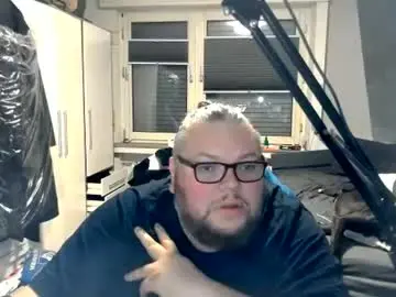 Chaturbate Free Live Porn of dennsing