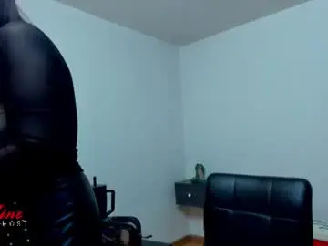 Chaturbate Watch Live Sex Cams of caroline_host