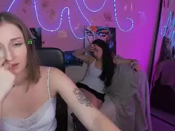 Chaturbate Live Sex Cam of eva_smiith_
