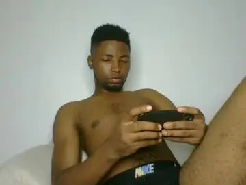 Chaturbate Live Sex of master_kael