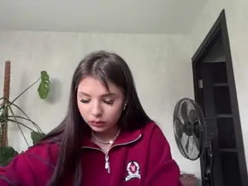 Chaturbate Free Porn Cam of madalynvile