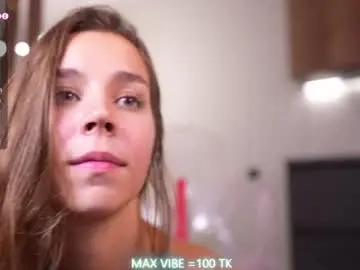 Chaturbate Watch Live Sex Cams of mon1_day