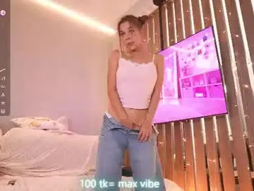 Chaturbate Watch Live Sex Cams of mon1_day