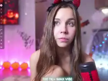 Chaturbate Best live sex cam show of mon1_day