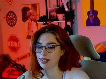 Chaturbate Live Sex Cam of seraphineduskryn