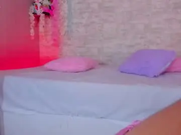 Chaturbate Live Sex Cam of ayla_lux