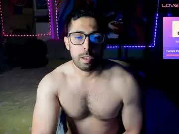 Chaturbate Best live sex cam show of irokdan89