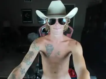 Chaturbate Free Live Porn of machinecumkelly69