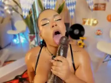 Chaturbate Live Sex of nicolemorelli2
