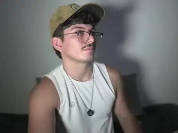 Chaturbate Live Sex of simoon_01
