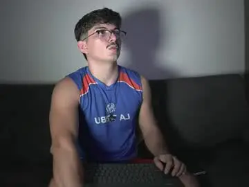 Chaturbate Adult Webcam of simoon_01
