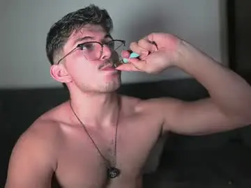 Chaturbate Free Porn Cam of simoon_01