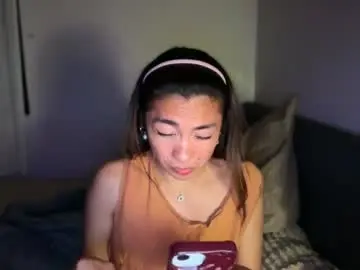 Chaturbate Free Live Porn of iluvchardonnay