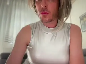 Chaturbate Free Porn Cam of mrmooser42