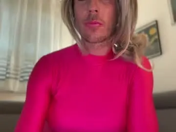 Chaturbate Live Sex Cam of mrmooser42