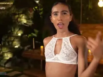 Chaturbate Best live sex cam show of amnie_