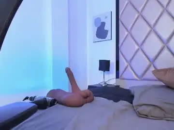 Chaturbate Live Sex of charlotte_whitee1