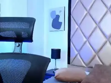 Chaturbate Free Porn Cam of charlotte_whitee1