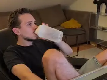 Chaturbate Free Live Porn of daimon_hall