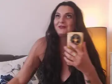 Chaturbate Best live sex cam show of itsyourlady