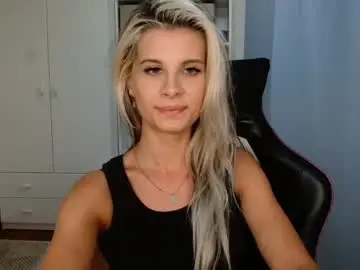 Chaturbate Free Live Porn of kristineamore