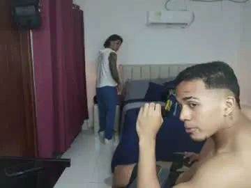 Chaturbate Adult Video Chat of mr_maximo