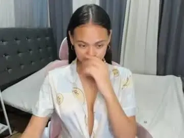 Chaturbate Watch Live Sex Cams of tsuncutmargauxx