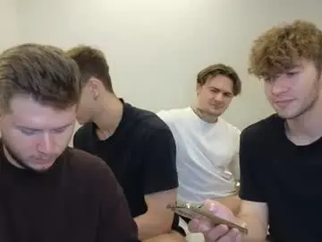 Chaturbate Live Sex Cam of alexxx_d