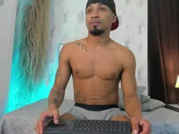 Chaturbate Live Sex of beako_strong